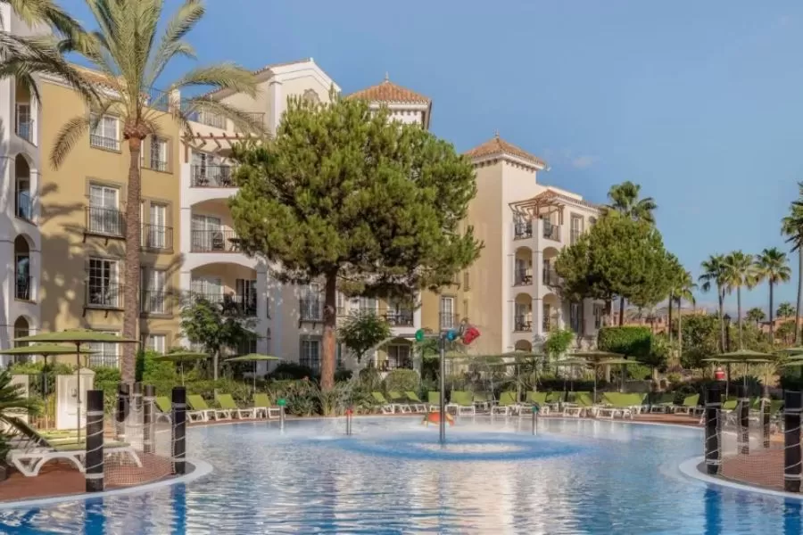 How to Book a Great Room at Marriott Playa Andaluza